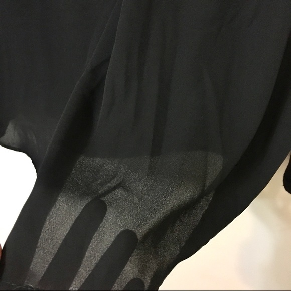 Le Lis Christmas Top/Blouse - Black/Red - Medium - Picture 2 of 7